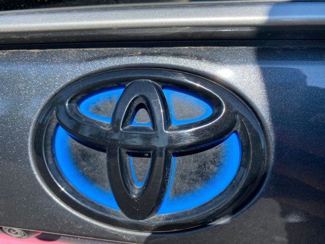 Used 2023 Toyota RAV4 XSE AWD/4WD image 12