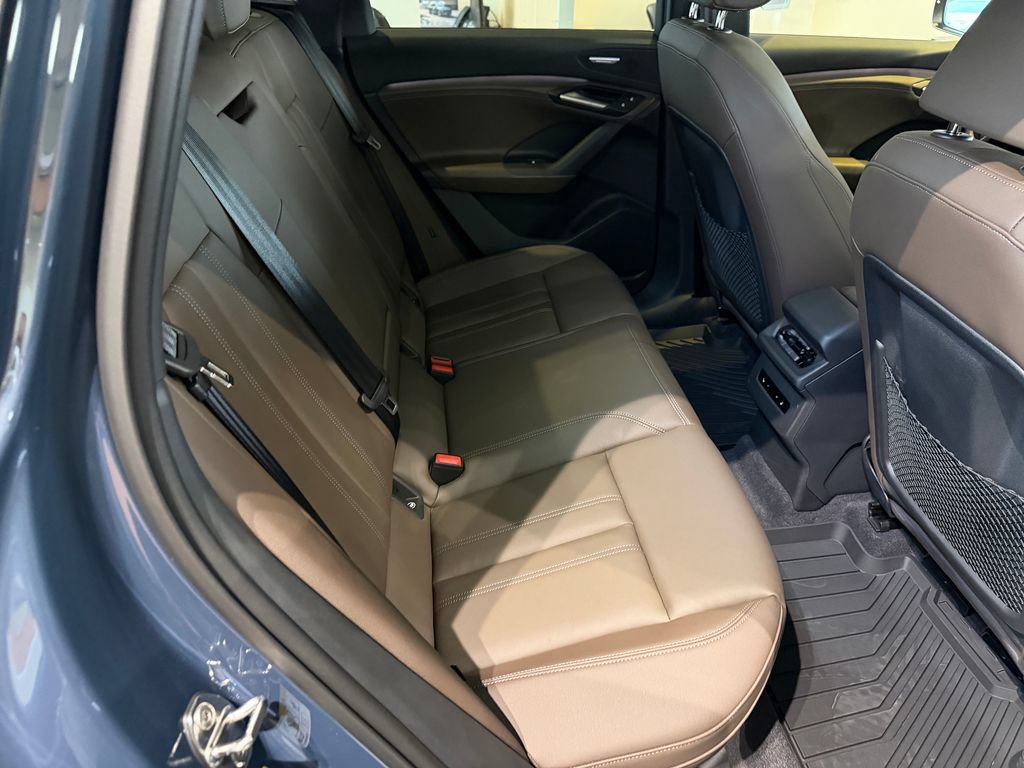 New 2027 Audi Q6 e-tron Premium Plus AWD/4WD image 11