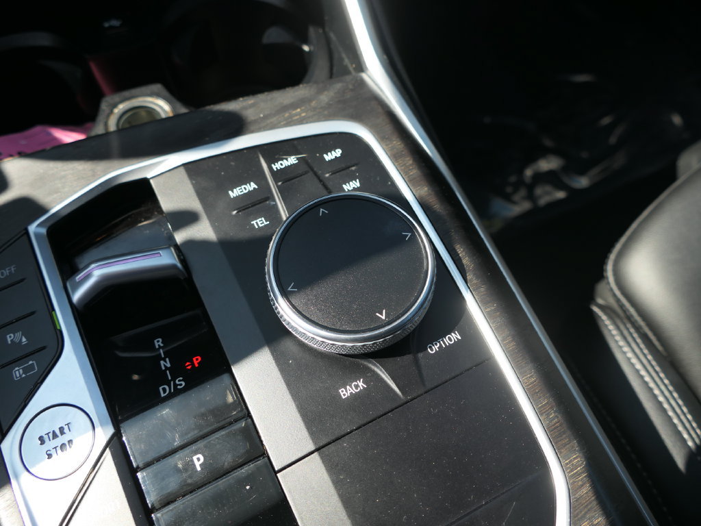 Used 2024 BMW 330e RWD image 20