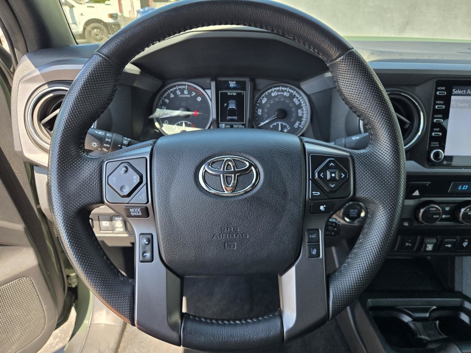 Used 2022 Toyota Tacoma TRD Off-Road w/ Technology Package RWD image 15