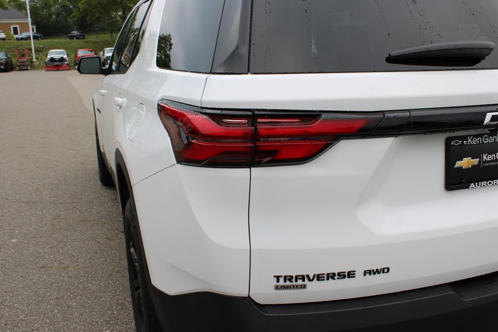 Certified 2024 Chevrolet Traverse LT w/ Midnight/Sport Edition AWD/4WD image 31