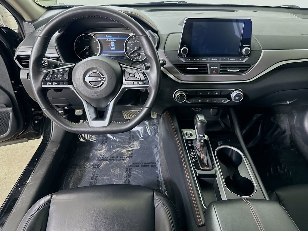 Used 2023 Nissan Altima 2.5 SR image 17