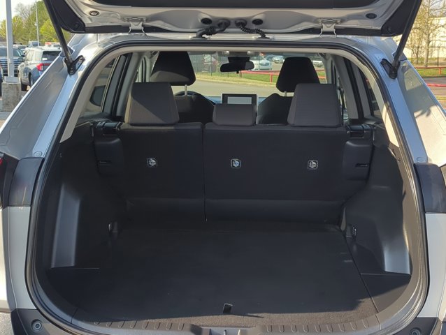 Used 2025 Toyota RAV4 LE image 7