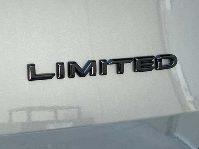 Used 2026 Toyota Grand Highlander FWD image 17