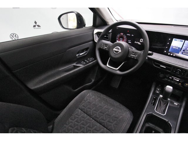 New 2027 Nissan Kicks SV w/ SV Premium Package FWD image 6