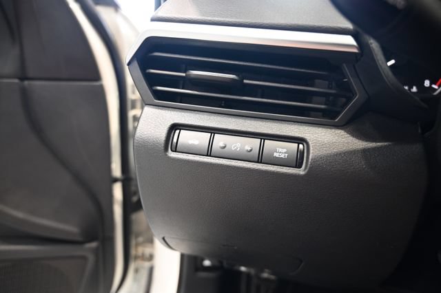 Used 2020 Nissan Altima 2.5 SR FWD image 22