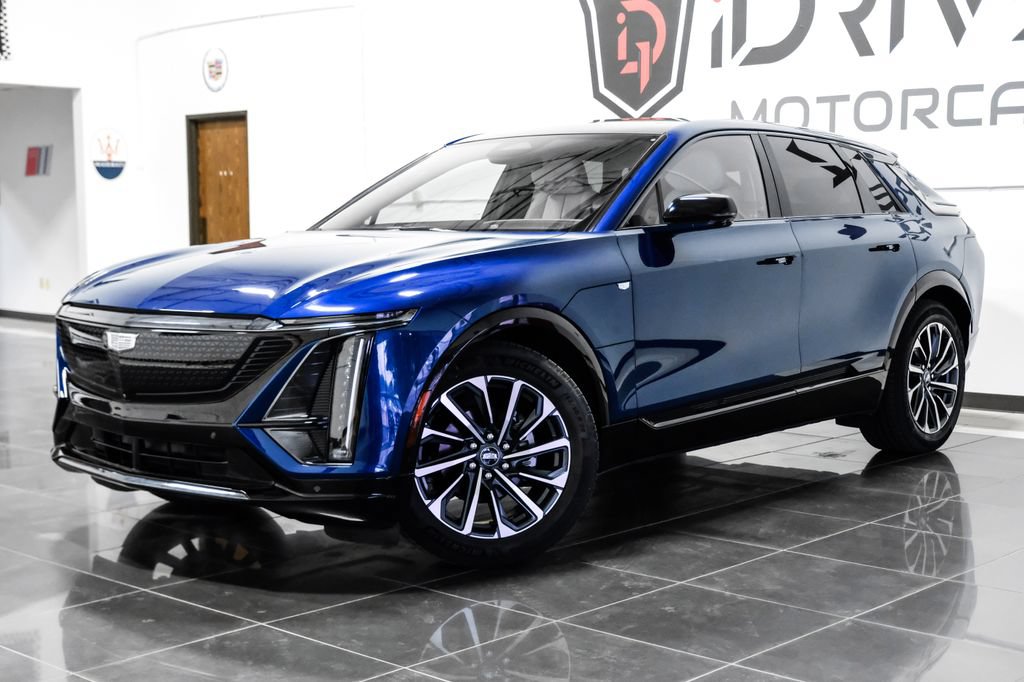 Used 2024 Cadillac Lyriq Sport w/ LPO, Floor Liner Package RWD image 7