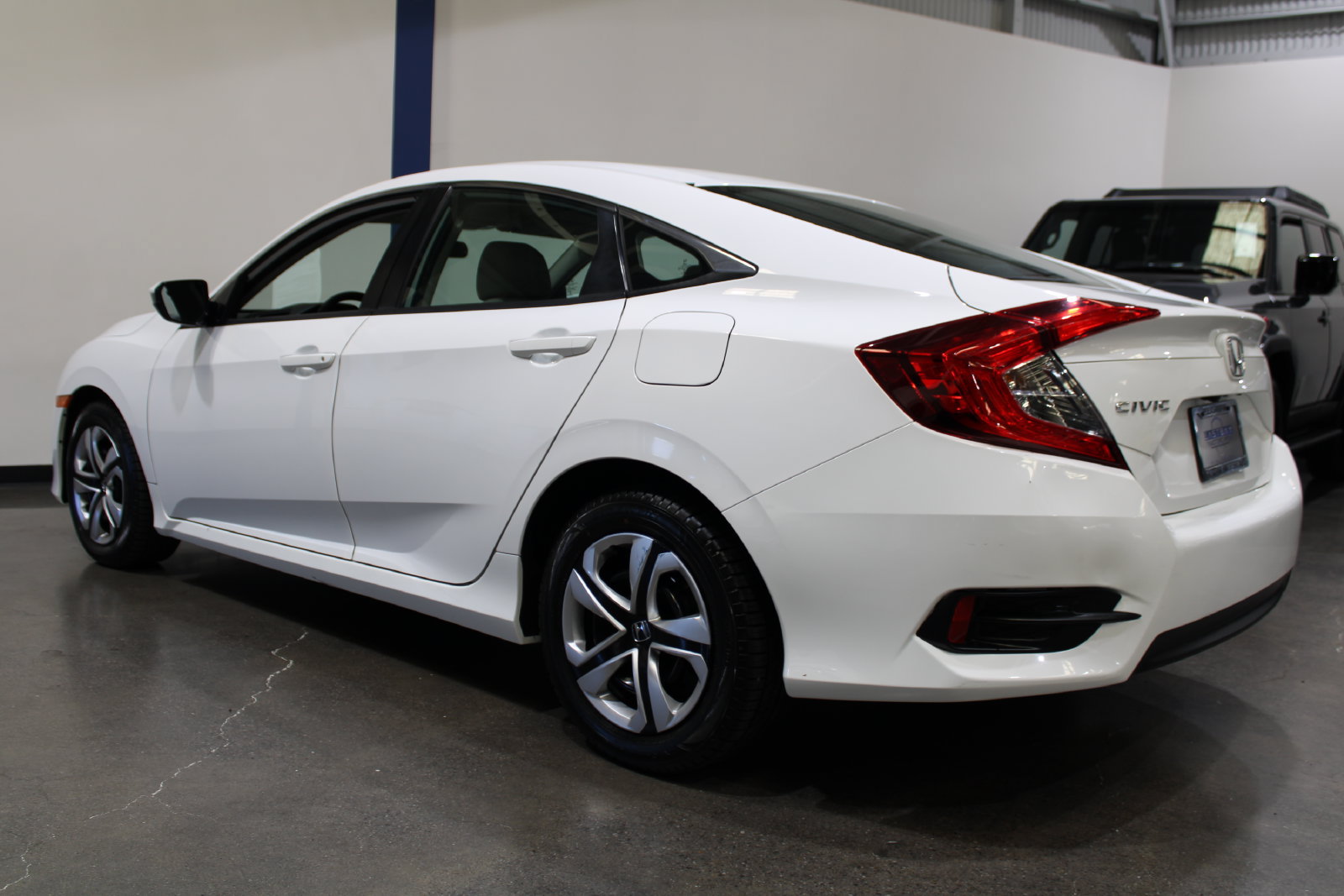Used 2018 Honda Civic LX image 7