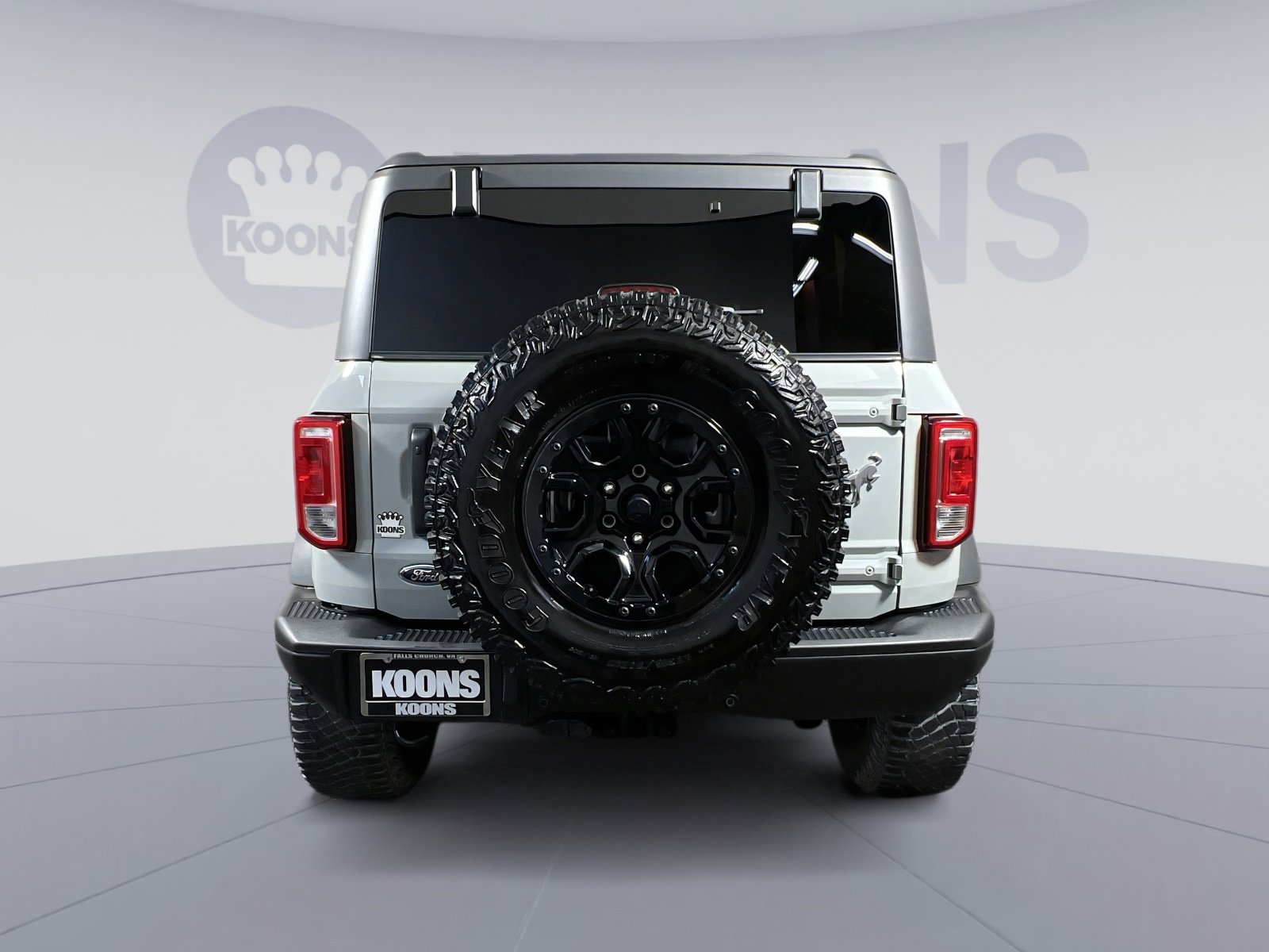Used 2022 Ford Bronco Black Diamond image 10