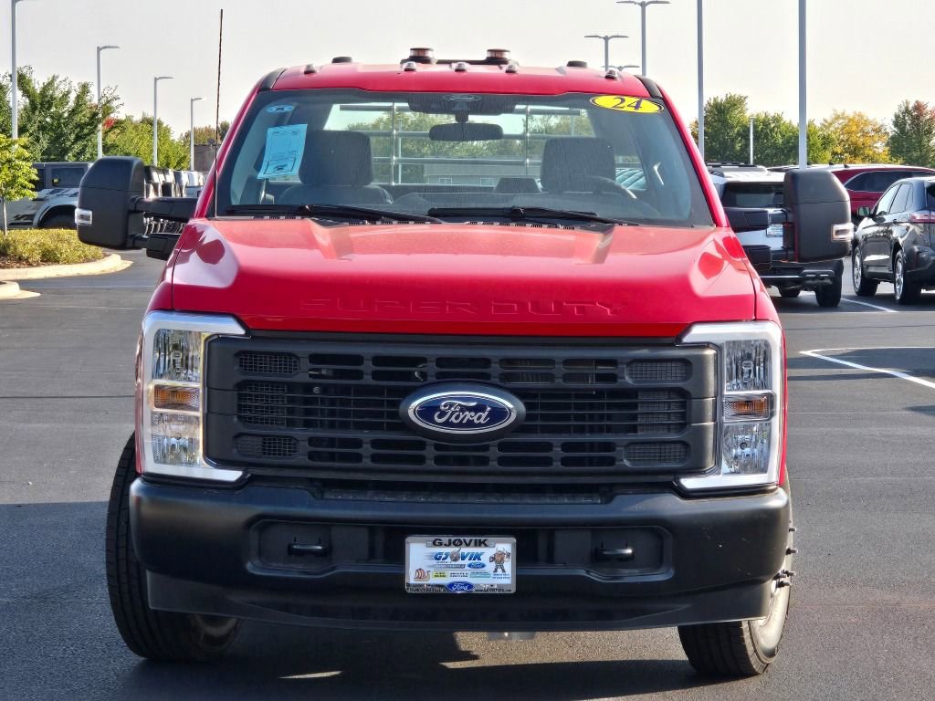 Used 2024 Ford F350 XL image 2