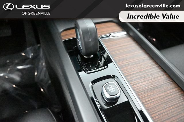 Used 2023 Volvo XC60 B5 Plus w/ Protection Package Premier AWD/4WD image 16