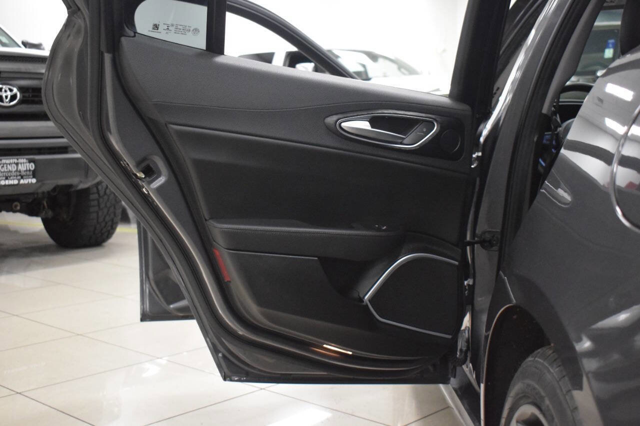 Used 2021 Alfa Romeo Giulia Sprint w/ Nero Edizione image 46