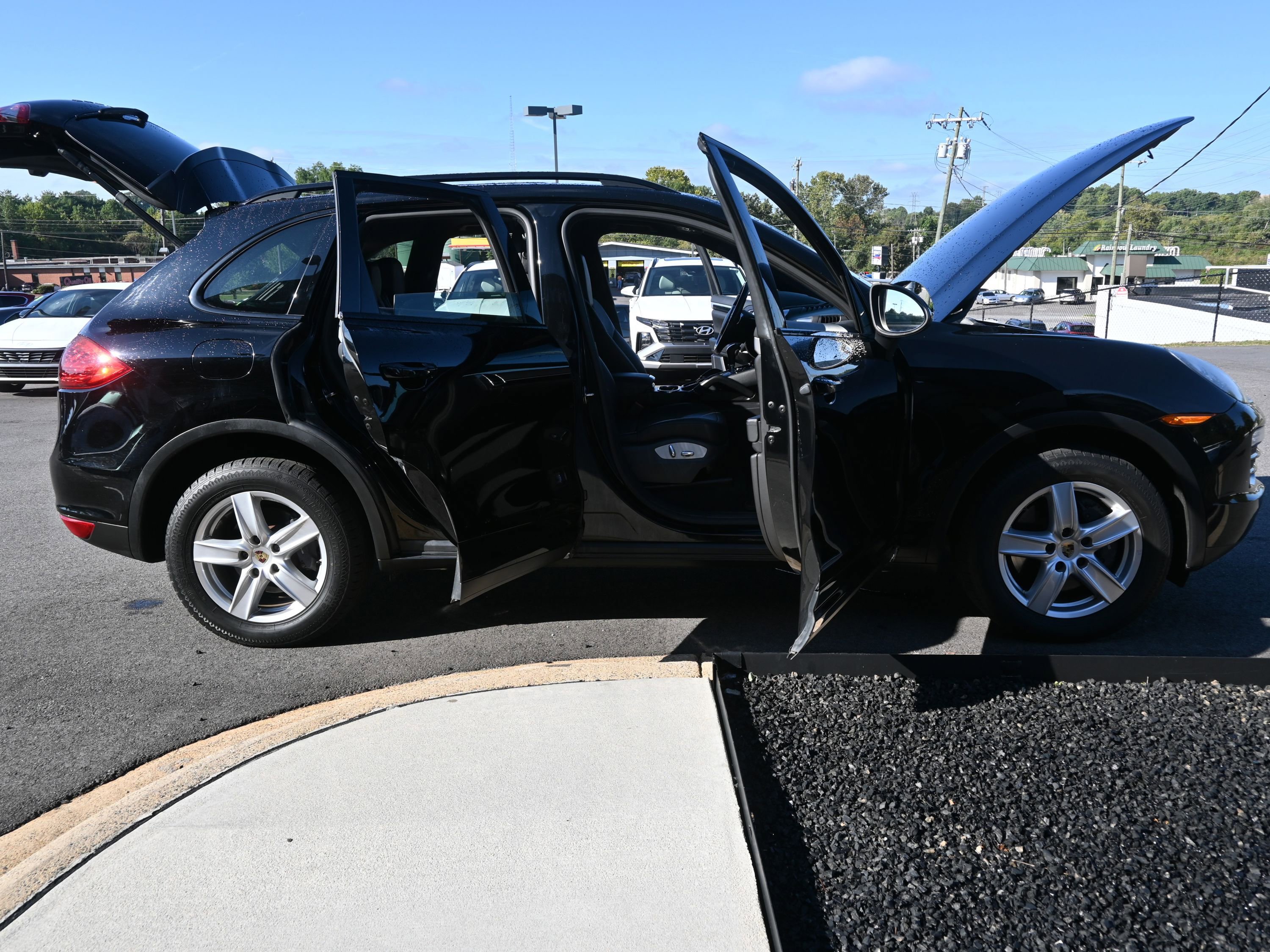 Used 2014 Porsche Cayenne image 14