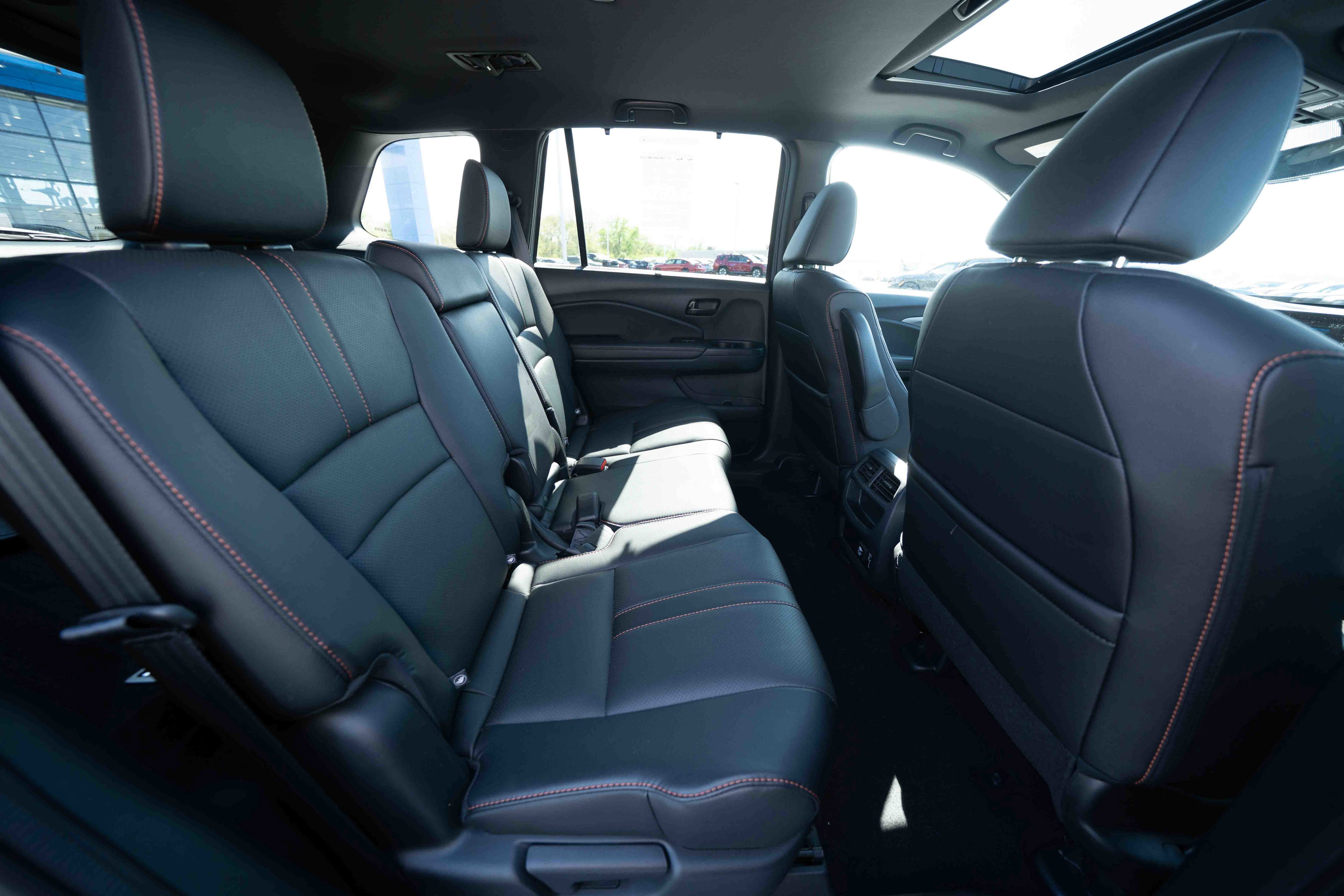 Used 2023 Honda Passport TrailSport image 25