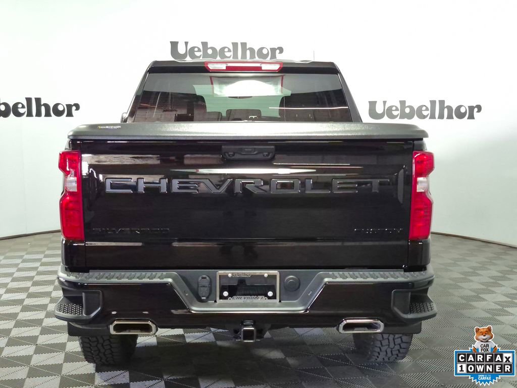 Certified 2025 Chevrolet Silverado 1500 Custom Trail Boss w/ LPO, Dark Essentials Package AWD/4WD image 6