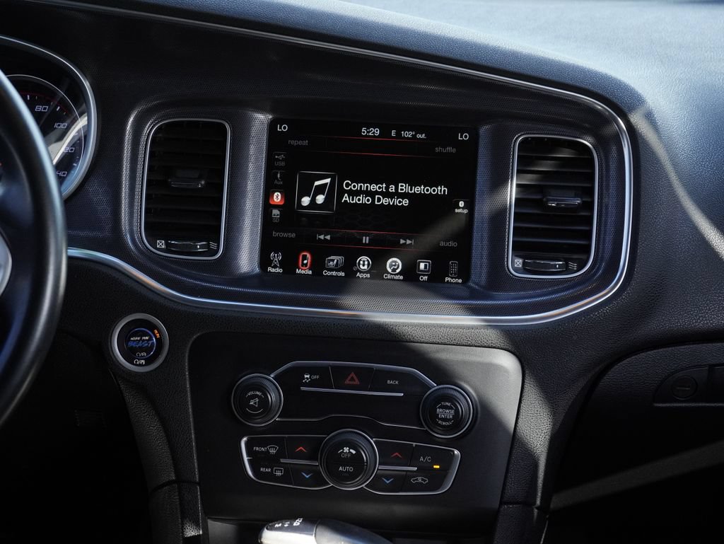 Used 2016 Dodge Charger SXT RWD image 31