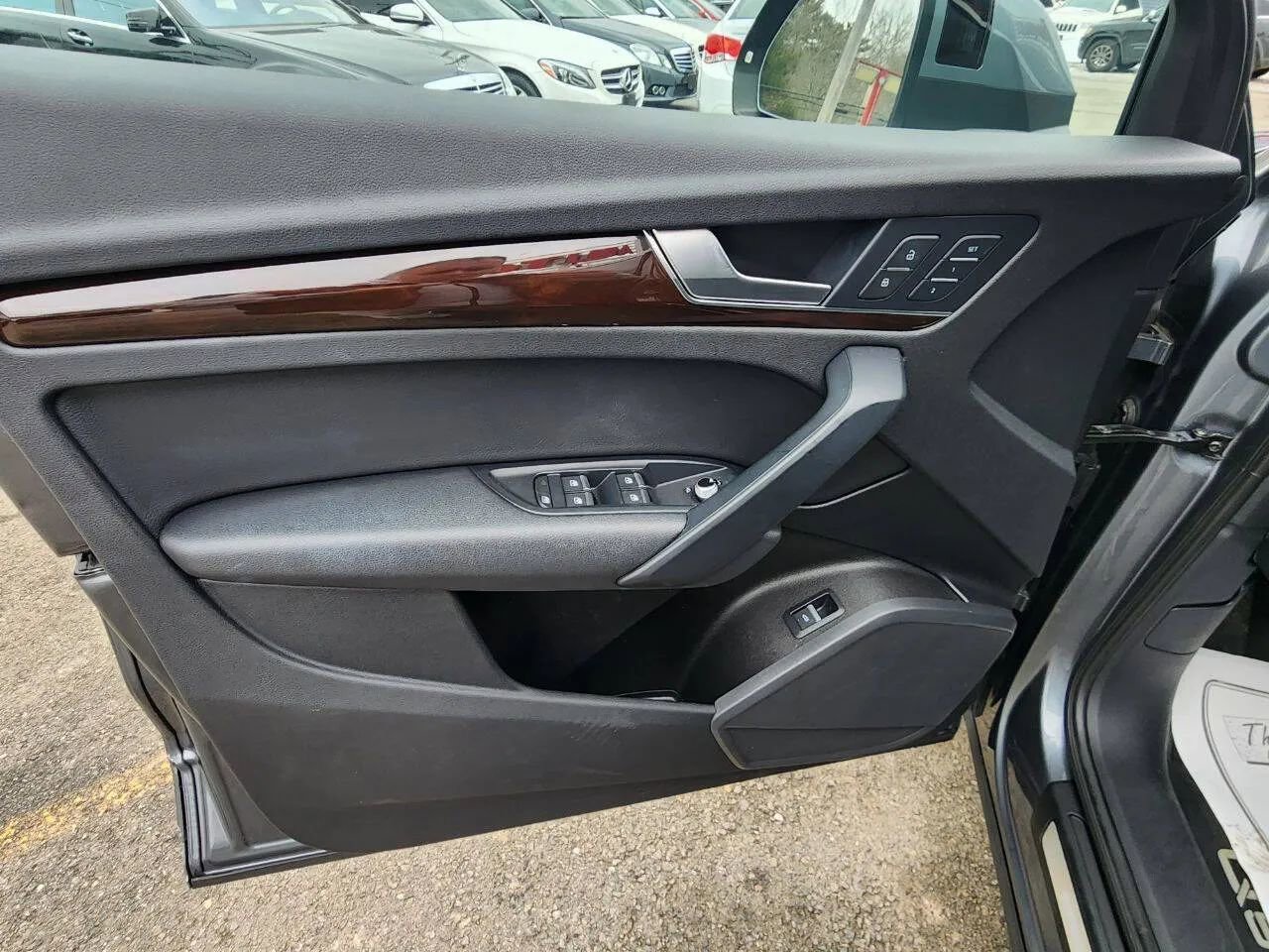 Used 2018 Audi Q5 2.0T Premium Plus w/ Premium Plus Package image 10