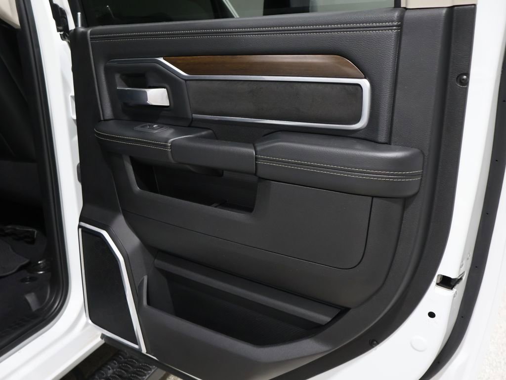 Used 2024 RAM 2500 Laramie w/ Chrome Bumper Package image 21