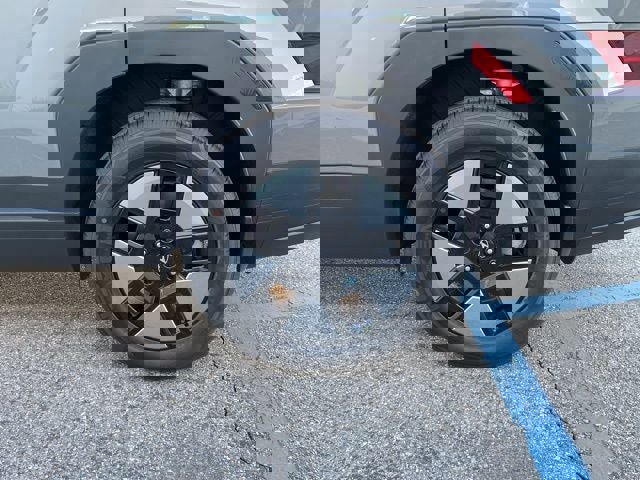 New 2026 Hyundai Santa Fe SE image 40