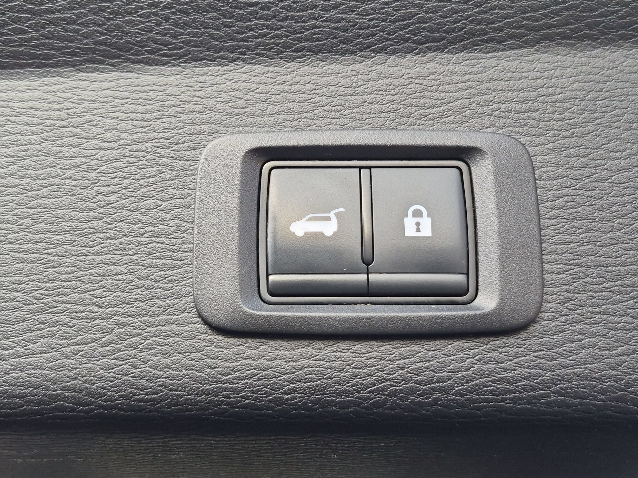 Used 2024 Mitsubishi Outlander SE FWD image 24