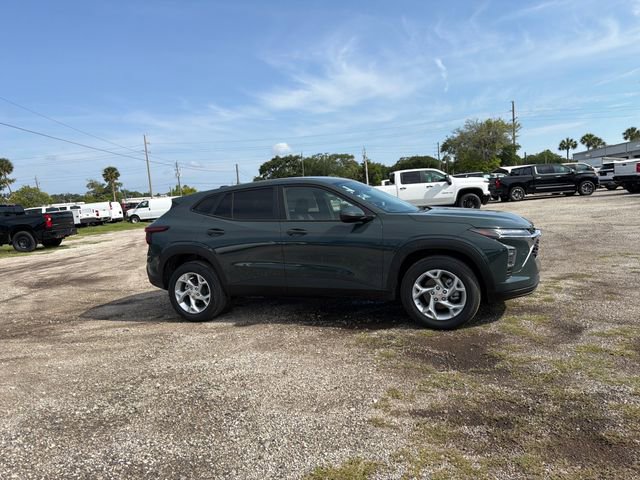 New 2026 Chevrolet Trax LS w/ LS Convenience Package FWD image 16