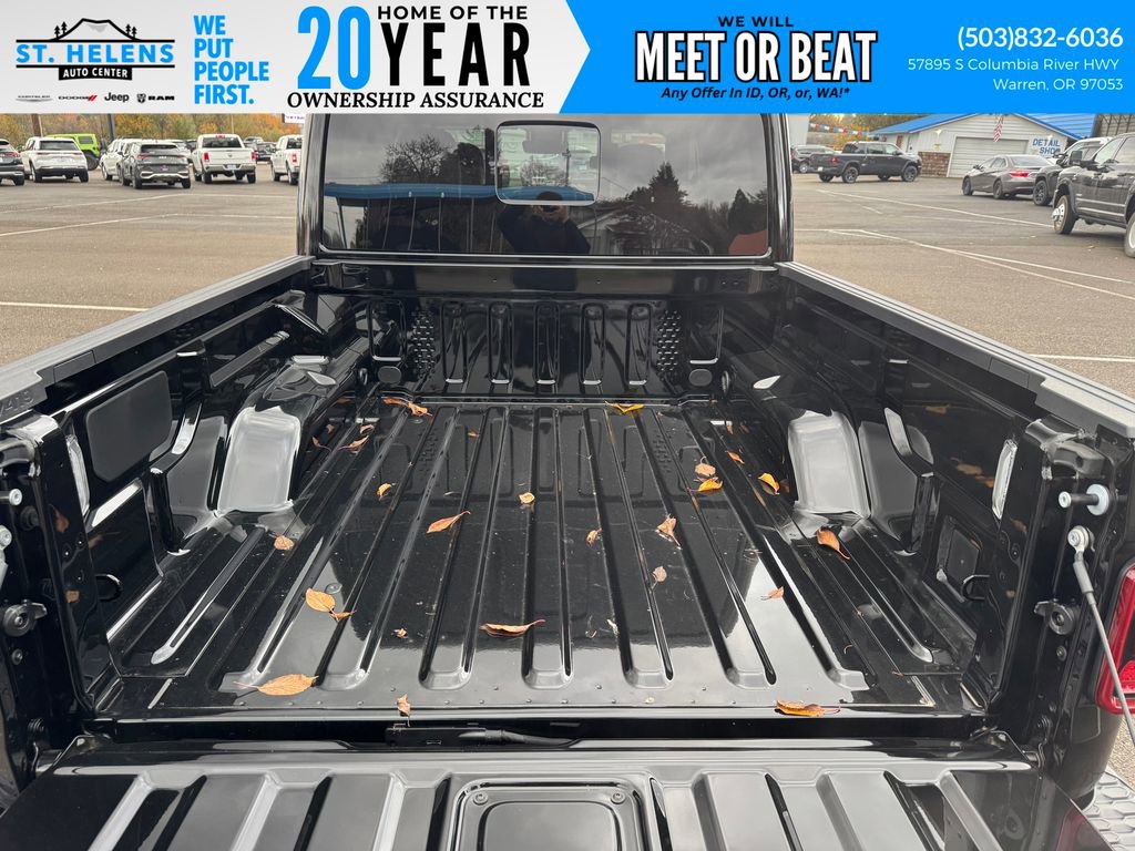 New 2025 Jeep Gladiator Mojave image 8