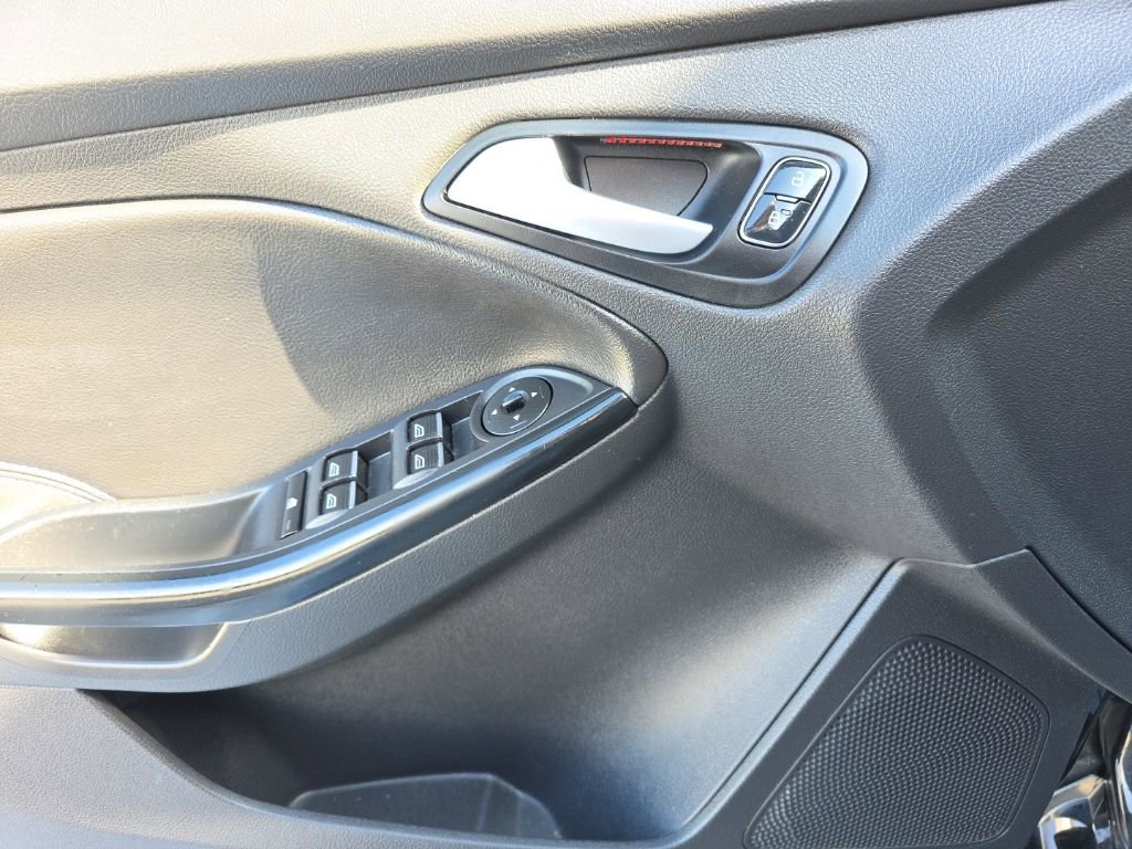 Used 2017 Ford Focus RS image 17