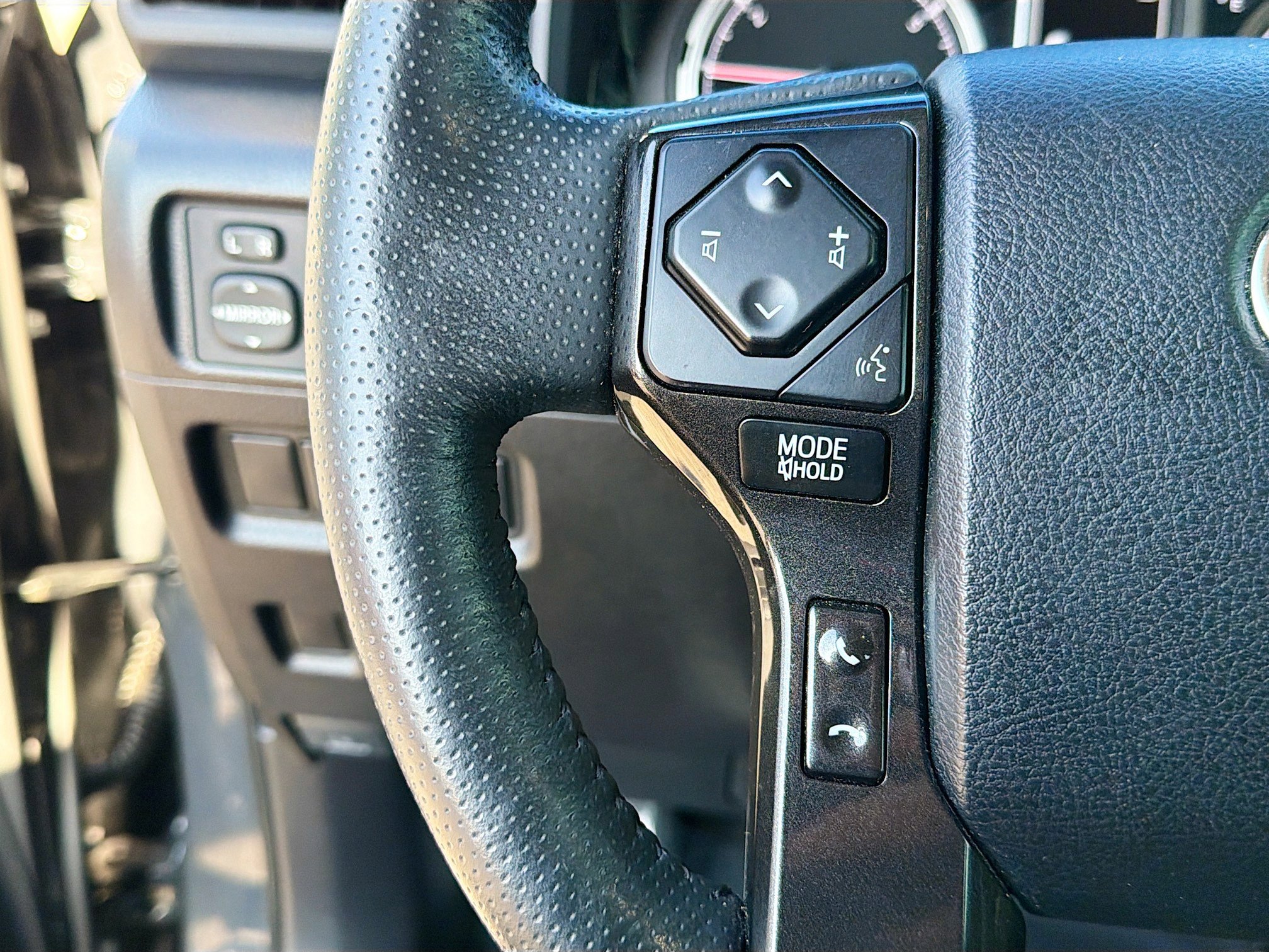 Used 2024 Toyota 4Runner TRD Off-Road Premium w/ Moonroof Package AWD/4WD image 35