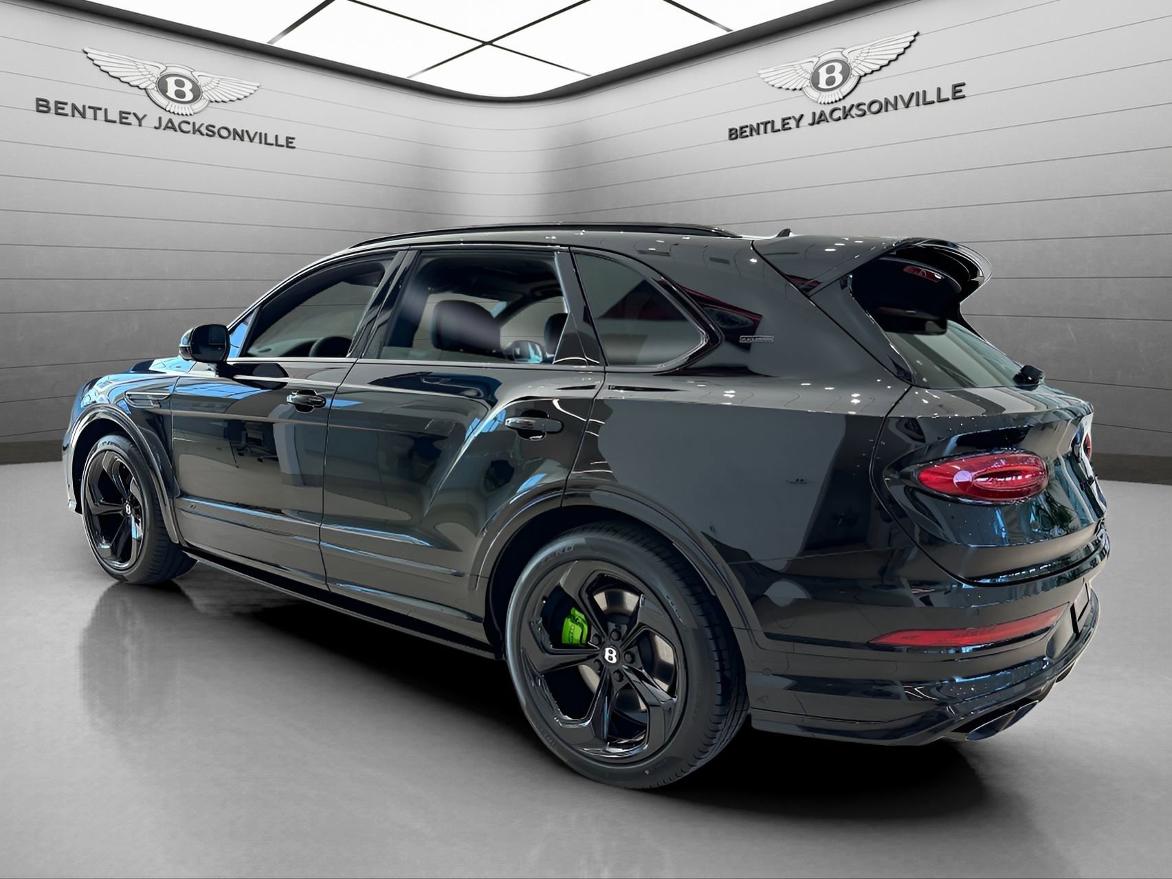 New 2025 Bentley Bentayga image 3