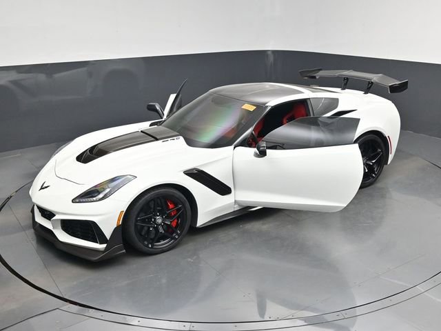 Used 2019 Chevrolet Corvette ZR1 RWD image 20