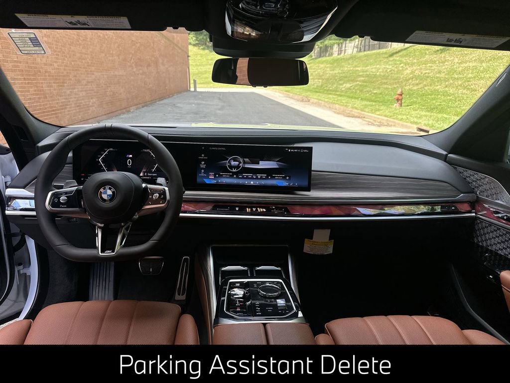 Used 2025 BMW 760i xDrive 760i xDrive w/ Executive Package image 28