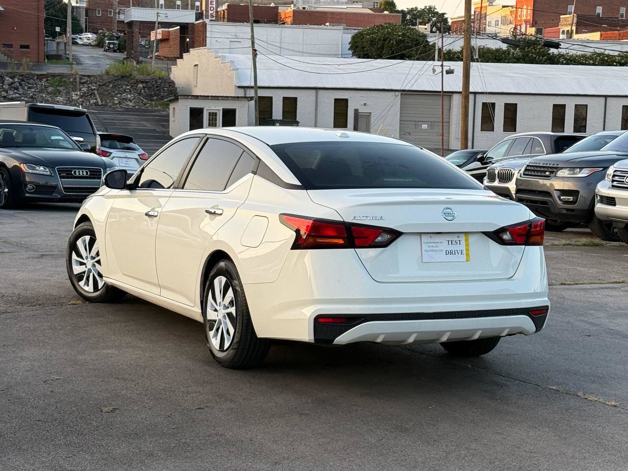 Used 2019 Nissan Altima 2.5 S FWD image 4