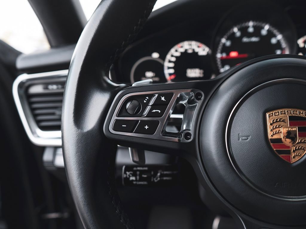 Used 2019 Porsche Panamera Turbo image 19