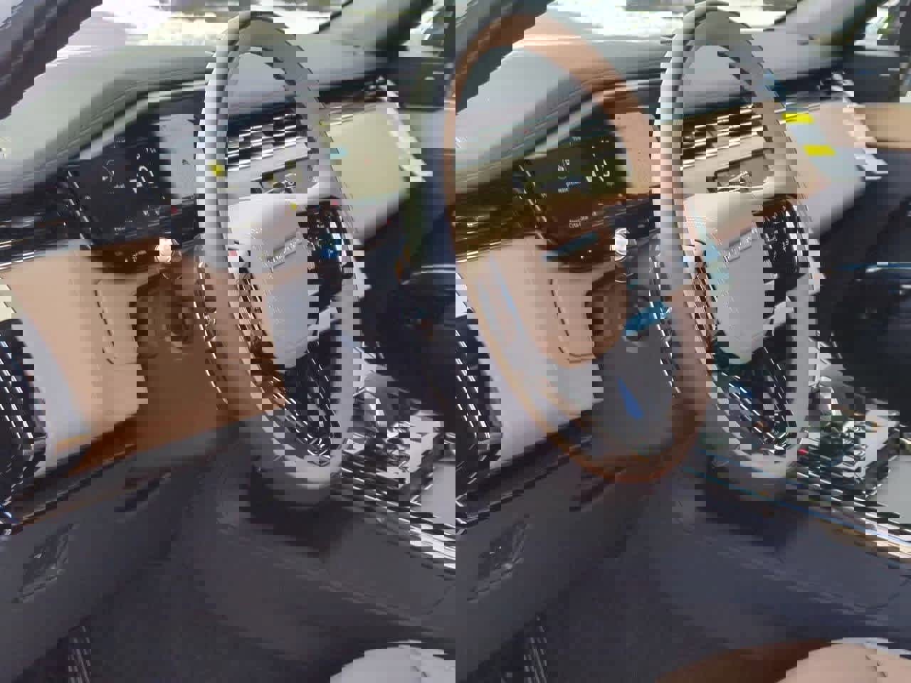 New 2026 Land Rover Range Rover Sport Dynamic SE image 2