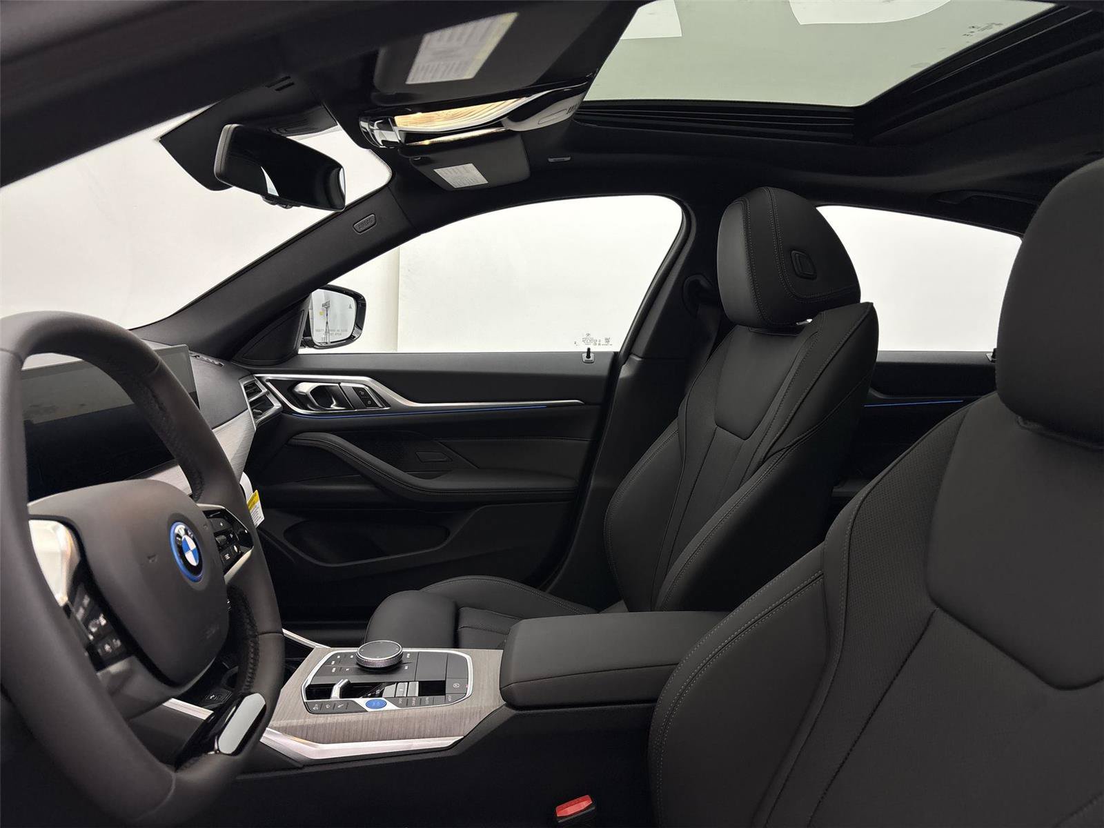 New 2026 BMW i4 xDrive40i w/ Parking Assistance Package AWD/4WD image 24
