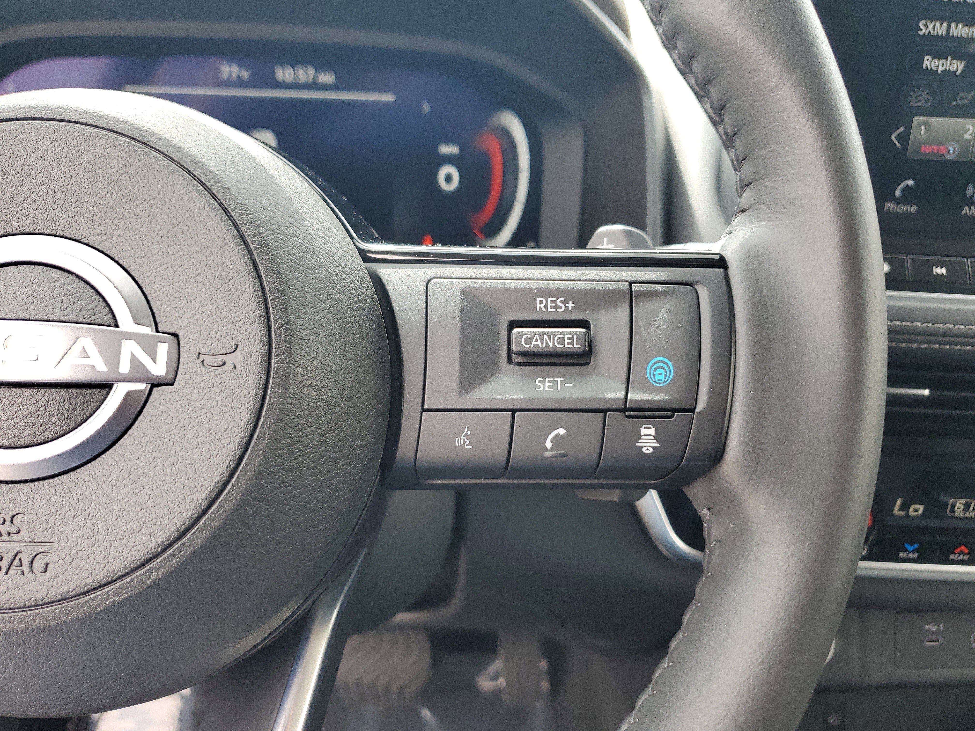 Used 2023 Nissan Rogue Platinum w/ Platinum Premium Package image 28