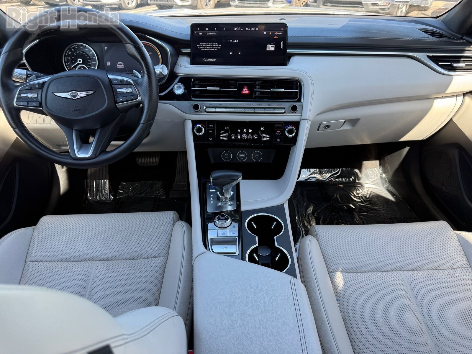 Used 2025 Genesis G70 2.5T image 30