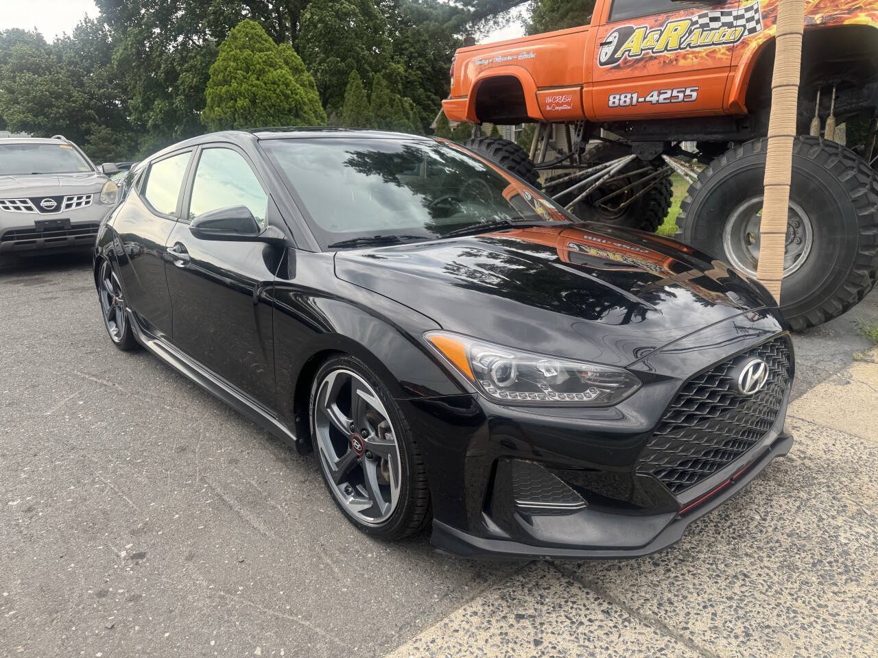 Used 2019 Hyundai Veloster Turbo FWD image 2