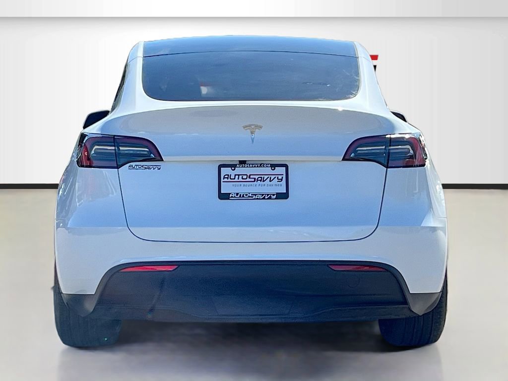 Used 2024 Tesla Model Y Performance image 6