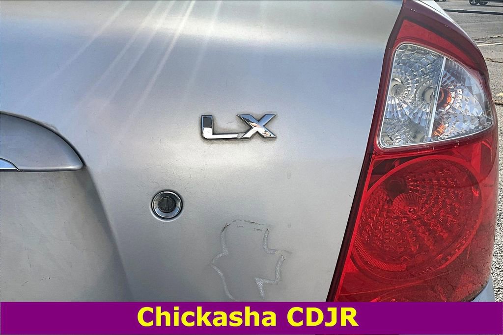 Used 2005 Kia Spectra image 22