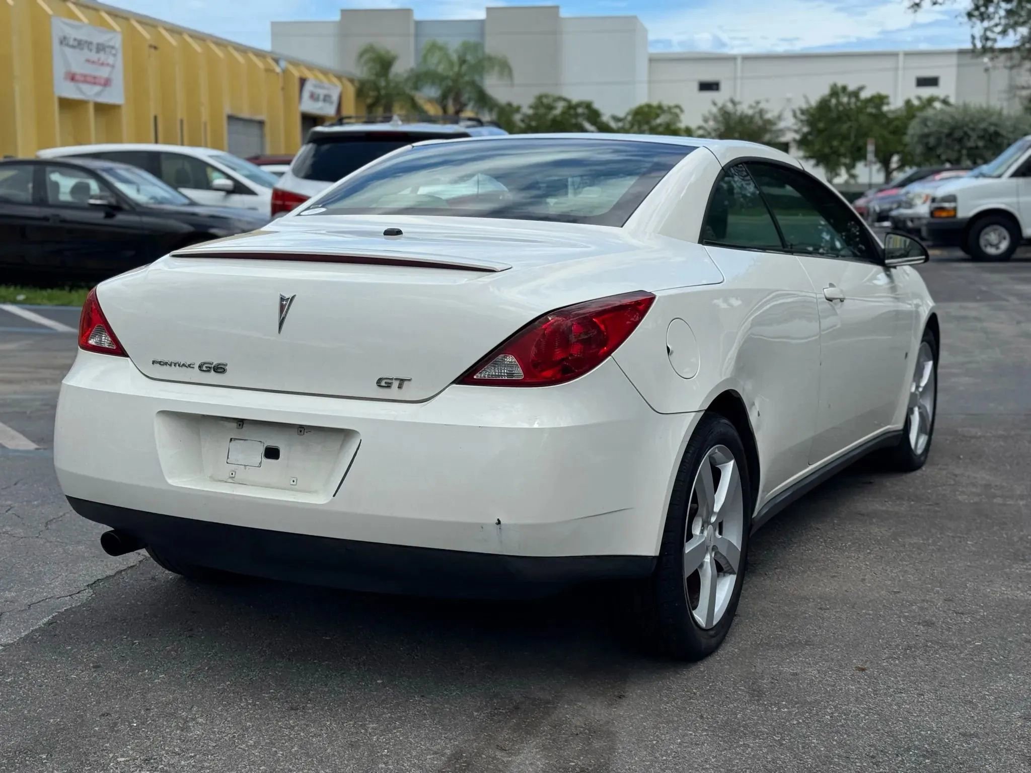 Used 2007 Pontiac G6 GT w/ Premium Package image 9