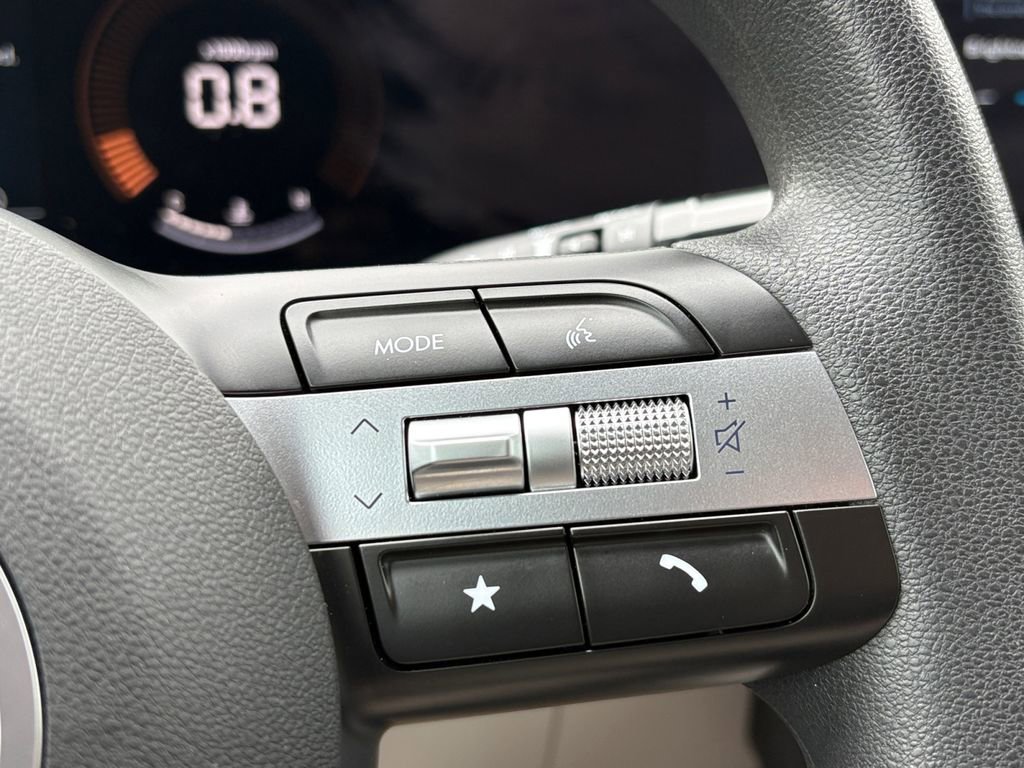 Used 2025 Hyundai Tucson SEL image 16