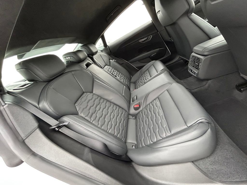 New 2026 Audi RS e-tron GT Base image 68