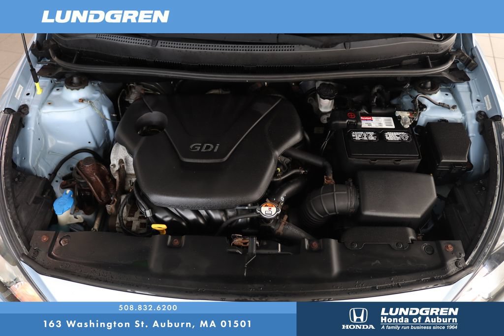 Used 2012 Hyundai Accent GLS w/ Comfort Pkg 2 FWD image 28