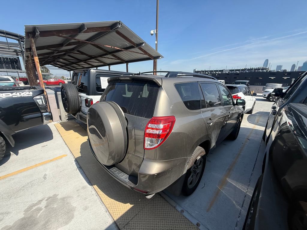 Used 2009 Toyota RAV4 2WD image 2