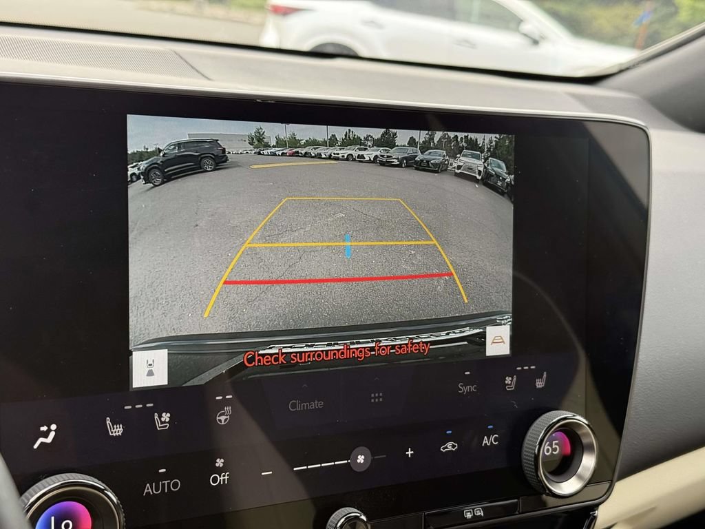 Used 2024 Lexus NX 350h AWD image 12