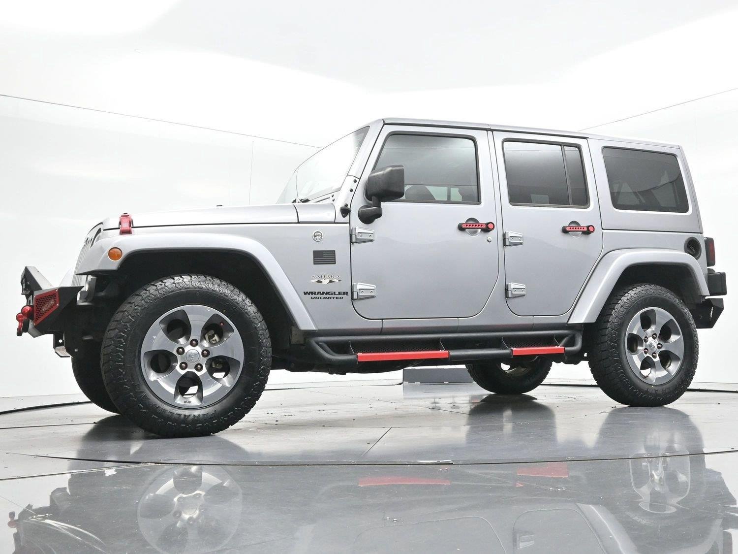 Used 2017 Jeep Wrangler Unlimited Sahara w/ Dual Top Group AWD/4WD image 51