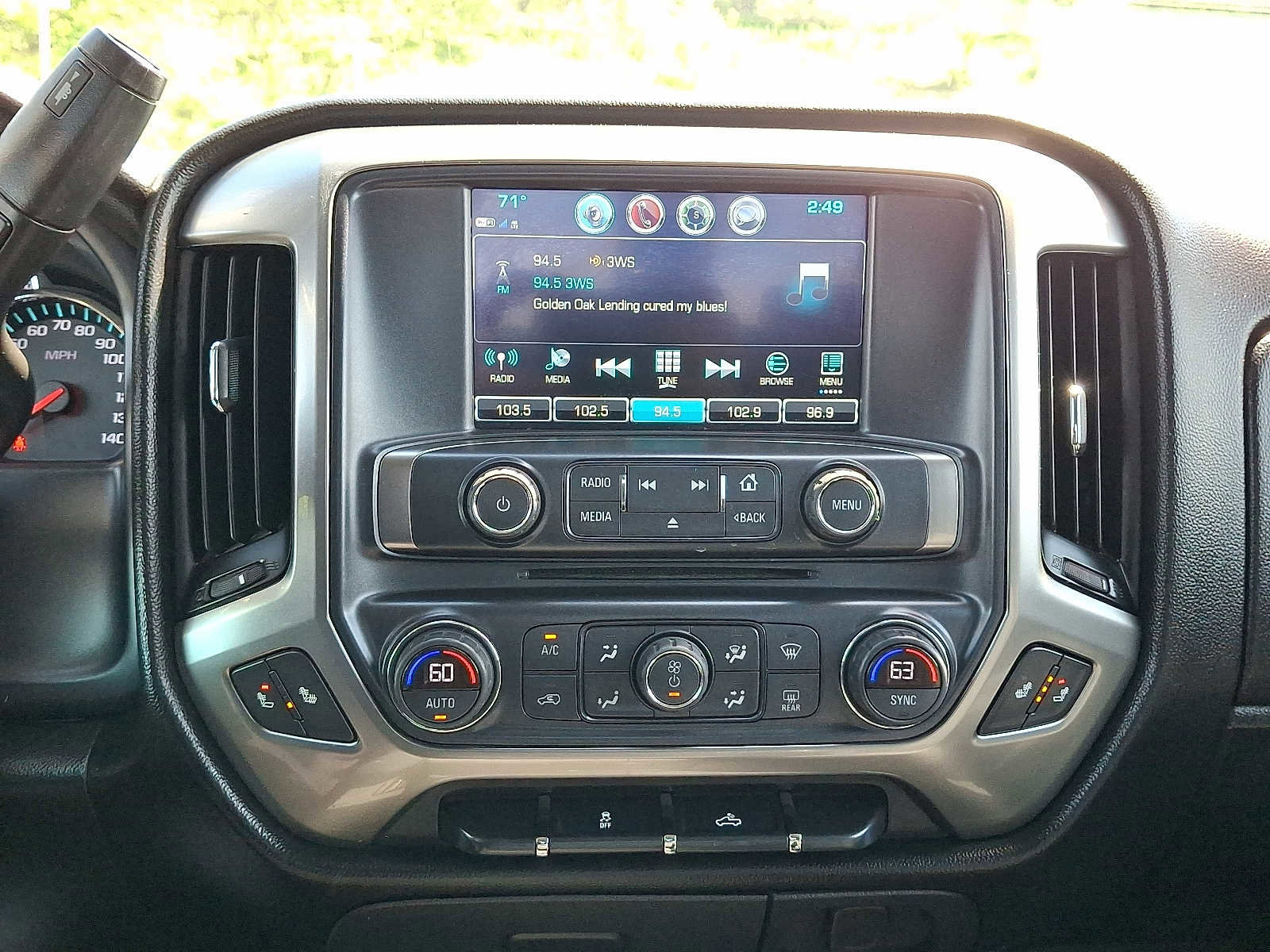 Used 2018 Chevrolet Silverado 1500 LT w/ All Star Edition AWD/4WD image 15