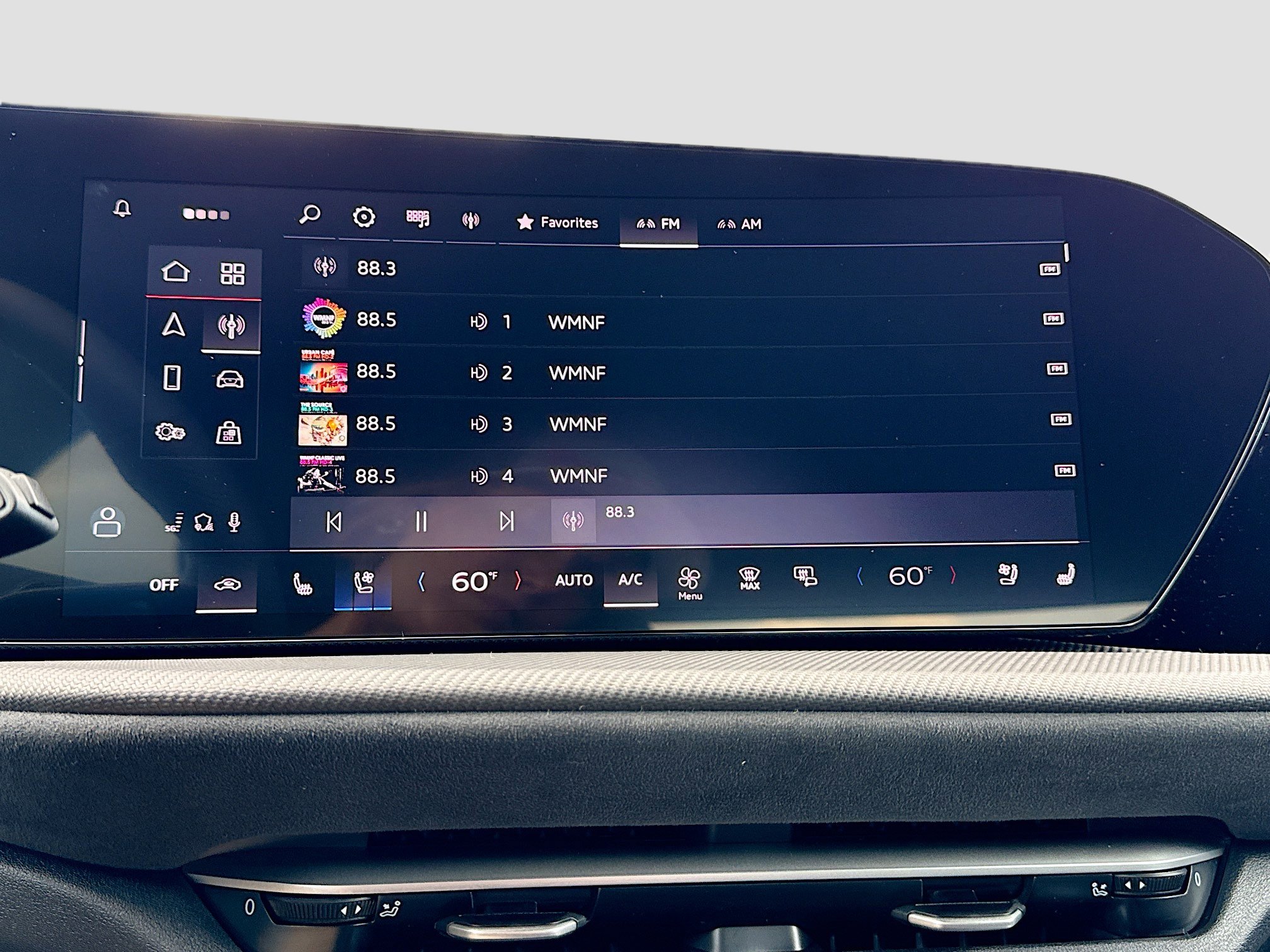 New 2025 Audi SQ5 Premium Plus image 30