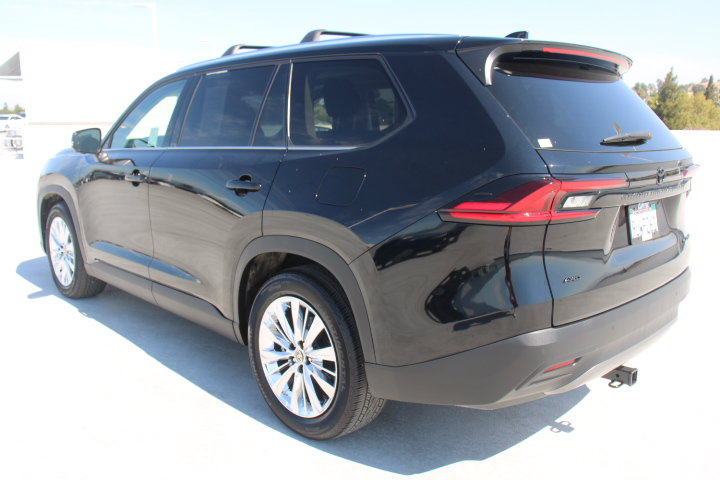 Certified 2025 Toyota Grand Highlander AWD image 6